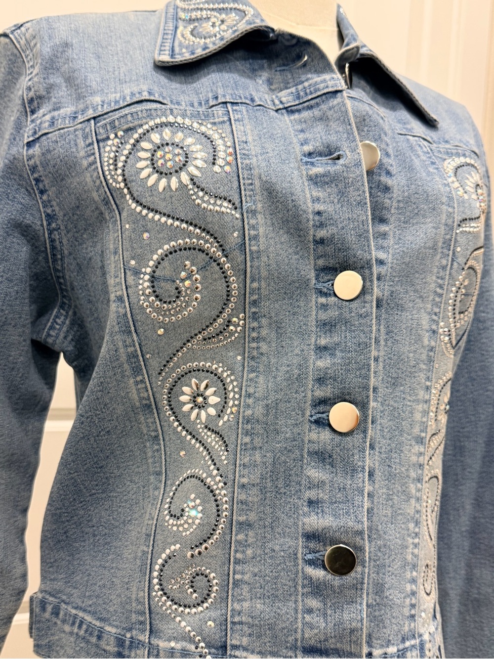 🔥Vintage Christine Alexander Rhinestone Blue Denim Jacket - Women - Picture 6 of 13